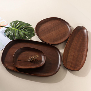 Plateau en bois multi-usages pour servir les aliments |   Assiette en bois massif durable pour les collations, le thé, les desserts et la présentation des repas - Product Image 1