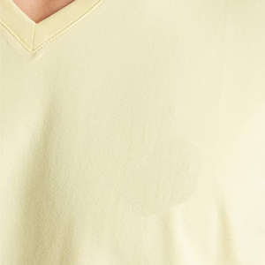 Camiseta de Cuello en V para Hombre, Color Amarillo Claro, 100% Algodón, Manga Corta, Informal, Básica, Personalizada, de Secado Rápido y Alta Calidad - Product Image 6