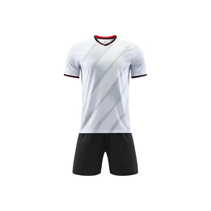 Ensemble d'uniformes de sport unisexes personnalisables, séchage rapide, respirant, 100% polyester, manches courtes, maillot de football par sublimation, plusieurs couleurs - Product Image 3