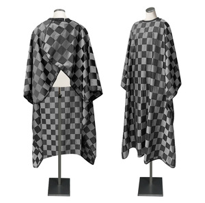 Capas de Peluquería Personalizadas Resistentes a la Decoloración, Capas de Peluquero Profesionales de Poliéster a Cuadros Resistentes a Químicos - Product Image 3