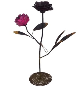 Pot mural décoratif moderne en fer forgé fait main pour jardin et maison, motif deux fleurs et feuilles, le plus vendu - Product Image 1