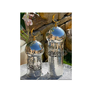 Decoración de Ramadán, Arte Islámico en Metal con Luna Creciente Dorada, Elegante Adorno para el Hogar de Aluminio Martillado Plateado - Product Image 6