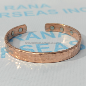 Pulsera Magnética Moderna de Cobre Martillado con Sistema de Triple Imán para Reducción del Estrés y Sanación Holística - Ecológica - Product Image 3