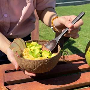 ชุดชามกะลามะพร้าวแบบใช้แล้วทิ้งพร้อมช้อน-เป็นมิตรกับสิ่งแวดล้อม น้ำหนักเบา-ดีไซน์โบฮีเมียนสำหรับแคมป์ปิ้ง-รับทำโลโก้ตามสั่ง-ขนาด 12-13 ซม. - Product Image 5