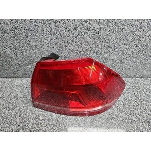 Luz Trasera Derecha Usada para Passat 561945096E - Product Image 2