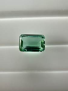 Turmalina Verde Natural Corte Esmeralda (Rectangular) |   Origen Brasil |   Calefactado |   Piedra Coleccionable Premium - Product Image 4
