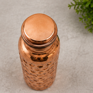 Bouteille en cuivre martelé Tamra Eclipse, bienfaits ayurvédiques du cuivre, récipient en cuivre, gourde de voyage portable - Product Image 5