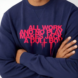 Sudadera Urbana con Texto Gráfico Inspirador 'Midnight Motivation', Estilo de Vida Urbano, Algodón Suave, Corte Holgado - Product Image 2
