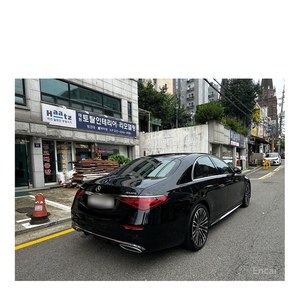 Mercedes-Benz Clase S S400 d 4MATIC Enero 2022 Diésel Automático 34.000 km con Cámara Trasera Volante a la Izquierda - Product Image 2