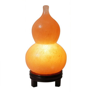 Lampe de sel de l'Himalaya miniature sculptée en cristal naturel, lumière chaude, décoration moderne pour la maison, lampe de table du Pakistan - Product Image 1