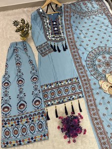 Ensemble Kurti et Palazzo Festif pour Femmes en Maslin |   Tenue ethnique avec impression numérique, travail miroir et dupatta à latkan - Product Image 4
