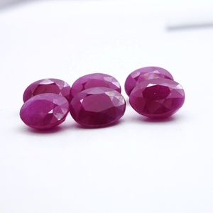 Pedidos personalizados al por mayor de piedras preciosas de rubí natural sin calentar corte sin tratar calidad translúcida todas las formas tamaños corte color rojo - Product Image 3