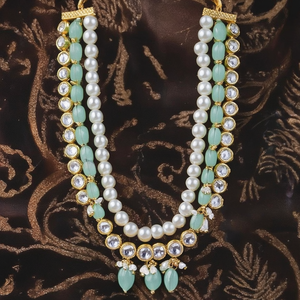 Conjunto de Collar Multicapa con Baño de Oro, Kundan y Cuentas NS501 Verde Menta, Joyería Moderna en Capas - Product Image 3