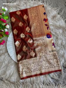 Collection Premium de Sarees en Soie Paithani avec Motif Paon, Bordure et Pallu Zari Butta & Meena Paithani - Achats en Ligne en Inde - Product Image 3