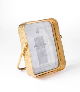 MATR BOOMIE Metal Photo <b>Frame</b> Rectangle <b>5x7</b> Inch Embossed Design Handcrafted in India Horizontal Display - Product Image 1