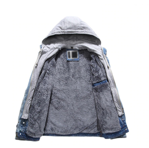 Veste en jean à capuche pour homme avec doublure en fausse fourrure, coupe ajustée, fermeture à boutons, vêtement décontracté pour l'automne - Product Image 2