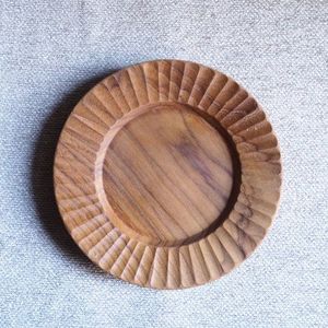 Assiette en bois artisanale avec grain de bois naturel et finition lisse, assiette de service décorative rustique pour la cuisine et la salle à manger - Product Image 4