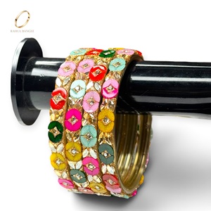 Bracelets en verre kashmiri multicolores arc-en-ciel exclusifs, design floral en cristal pour femmes, bijoux indiens pour mariage et festivals - Product Image 5