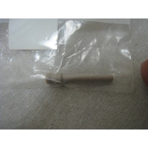 IPEC speedfam Novellus PEEK Pin 010806-003-101104 - อุปกรณ์และชิ้นส่วนเซมิคอนดักเตอร์ระดับโลกที่เชื่อถือได้ - Product Image 1