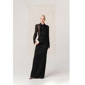 Blusa de Alta Costura para Mujer, Elegante, LYRIEL CUPRO SHIRT, Camisa Coreana de Cupro, Hecha a Mano en Vietnam, con Detalles Deshilachados - Product Image 5