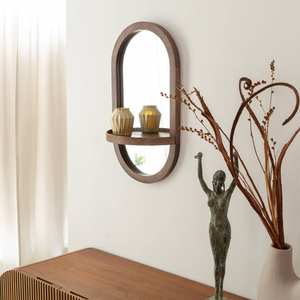 Espejo ovalado Vandana Ultra Orion con estante de madera de mango - Product Image 1