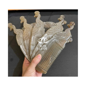 TENDANCES ACTUELLES : Peigne en corne de buffle pour souvenirs touristiques culturels créatifs et cadeaux d'entreprise haut de gamme – Vente en gros - Product Image 1