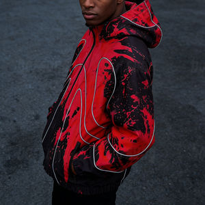 Chaqueta Cortavientos Personalizada con Impresión Delgada que Cambia de Color con el Agua, Impermeable, Estilo Urbano para Hombre, con Capucha y Ribetes Reflectantes - Product Image 3