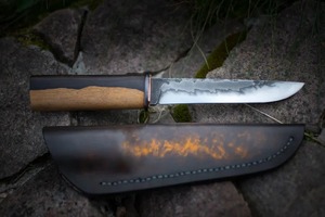 Couteau à lame pointue avec manche en bois, lame en acier au carbone, couteau de chasse à bord droit, couverts de survie en plein air - Product Image 2