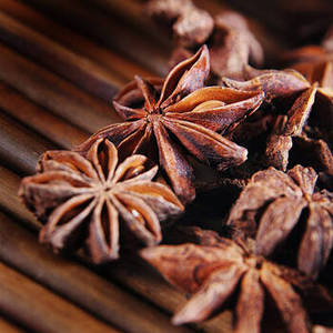 Nouvelle Saison : Épices Entières d'Anis Étoilé Indien pour la Cuisine Traditionnelle, les Producteurs d'Aliments Spécialisés et la Vente en Gros Internationale - Product Image 4
