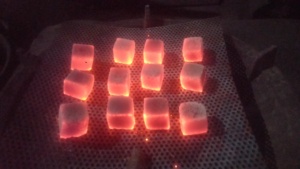 Aproveche al máximo la oportunidad de enganchar carbón de cachimba natural Premium y carbón de Shisha a precios asequibles - Product Image 5