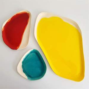 Plateau de service rond rustique en fer galvanisé avec poignée en bois, assiette décorative vintage en métal pour la décoration intérieure, plateaux de ferme - Product Image 2