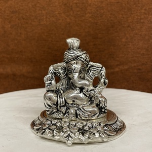 Shri ganesh nouveau décor de Temple fait à la main plaqué argent 3.5 pouces cadeaux de retour de mariage cadeau de bonne chance pour les nouveaux débutants - Product Image 2