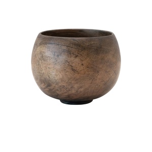 Petit bol en bois artisanal Bol décoratif en bois minimaliste avec finition naturelle pour servir ou afficher - Product Image 1
