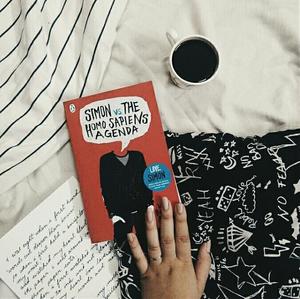 Simom contro l'omo sapiens di Becky Albertalli Romanzo d'amore in inglese <span class=keywords><strong>per</strong></span> giovani adulti in formato paperback - Product Image 5