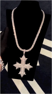 Collier pendentif croix XL unisexe en argent sterling 925 plaqué or 14 carats, certifié GRA, entièrement serti de moissanite, style Hip Hop - Product Image 2