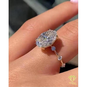 แหวนมอสซาไนต์ทรงรี VVS เงินแท้ 925 แหวนหมั้น แหวนแต่งงาน เครื่องประดับหรูหราสง่างามสำหรับสุภาพสตรี โดย Trisha Jewels Fine - Product Image 2