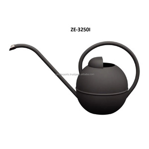 Arrosoir en laiton artisanal de luxe, outil de jardin moderne, arrosoir décoratif d'intérieur, arrosoir en métal élégant, Zahid Exports - Product Image 1