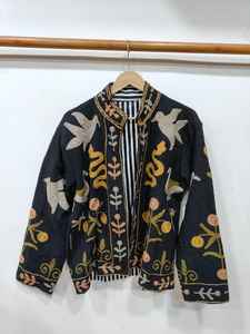 Chaqueta de algodón bordada Suzani del fabricante, ropa exterior étnica colorida, chaqueta étnica de algodón para fiestas, chaqueta bomber Suzani. - Product Image 2