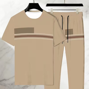 Conjunto Deportivo Personalizado de Última Moda, Transpirable, de Alta Calidad, 100% Algodón Ecológico, con Logotipo Personalizado - Product Image 1
