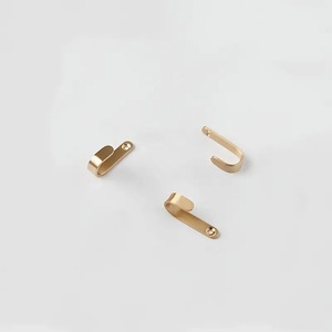 Gancho Utilitario en Forma de U de Acero Inoxidable, Soporte de Almacenamiento Autoadhesivo para Colgar en la Pared con Diseño Elegante - Product Image 1