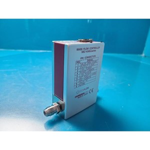 Controlador de Flujo Másico HORIBA STEC SEC-E440 SEC-E440J BCI3 200SCCM Usado Como Está, Piezas de Equipos Semiconductores Legados - Product Image 3