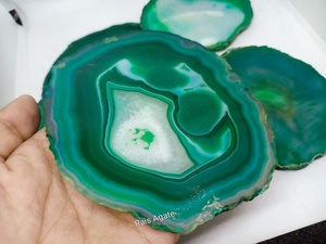 Wholesale natural Decorative Crystal Quartz <b>Agate</b> Green round shape <b>Coaster</b> Natural <b>agate</b> for decoration and gift - Product Image 4