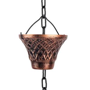 La cadena de lluvia de calidad garantizada aporta un lujo discreto sin sobrecargar la fachada. - Product Image 4