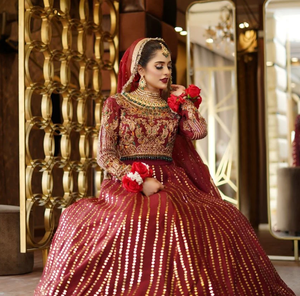 Luxurious Red Embroidered Sequined Organza Ball Gown Dress with V-neck Full <b>Sleeve</b> Silk Lining Floor-Length Formal Wear - Product Image 5
