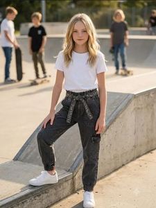Jeans droits en denim délavé pour filles, style cargo, avec ceinture brodée, pour un usage quotidien, au meilleur prix - Product Image 2