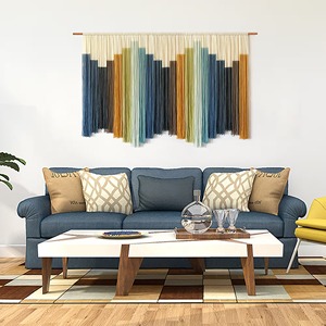 Décoration murale en macramé arc-en-ciel faite à la main pour les fêtes, les événements, la maison, le studio et la salle de classe, avec un style moderne et coloré - Product Image 5
