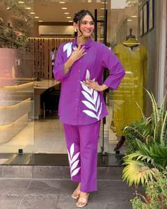 Conjunto de Dos Piezas de Algodón Premium para Mujer con Bordado Aari Fino y Tela Suave - Product Image 5