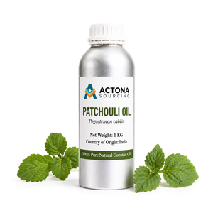 Huile de patchouli de qualité supérieure pour la parfumerie, la fabrication de savon, l'encens, approvisionnement en gros en provenance d'Inde - Product Image 1