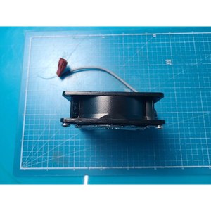 Fuente de Iones de Filamento Commonwealth Scientific FP-108-7, Usada como Pieza de Repuesto para Equipos Semiconductores Antiguos - Product Image 2
