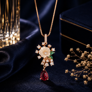 Collier chaîne pendentif floral plaqué or rose avec diamants multicolores, design élégant et vintage pour femme, idéal pour les soirées - Product Image 1